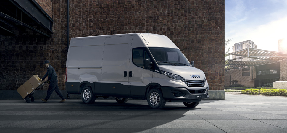 IVECO DAILY  NEW DAILY VAN: GET SMARTER