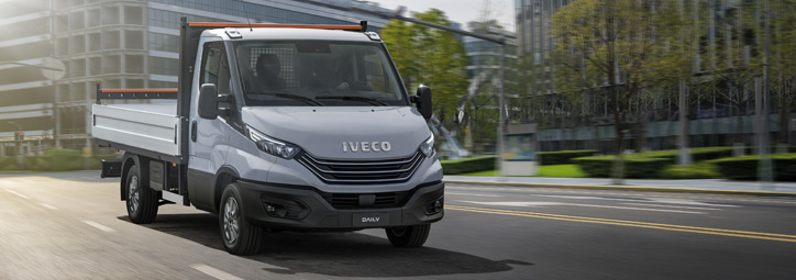 IVECO Daily city traffic