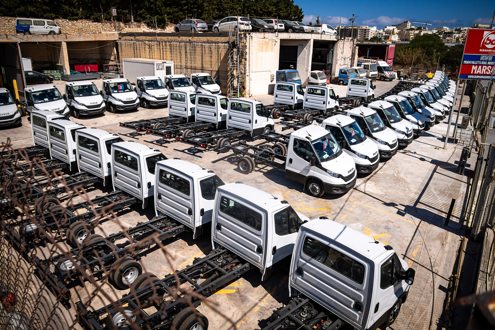 IVECO's-dealer-Motors-Inc-delivers-50-IVECO-Daily-to-Burmarrad-Group-in-Malta-02