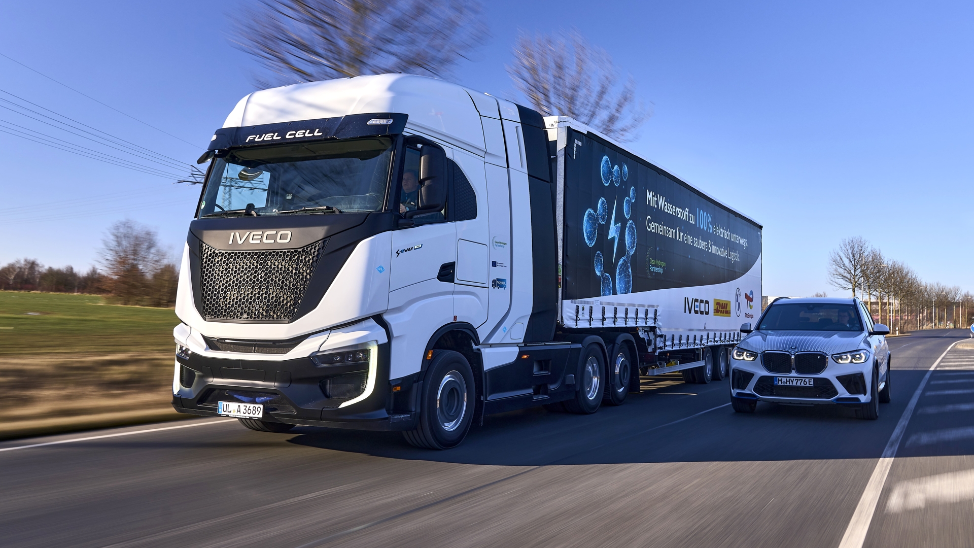 IVECO has delivered two IVECO S-eWay Fuel Cell heavy-duty trucks to BMW today, a partner in H2Haul project