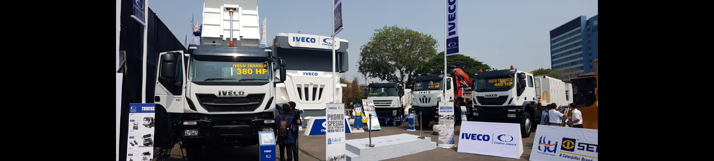 IVECO memamerkan truk mesin berat terbarunya dalam pameran Mining Indonesia 2019