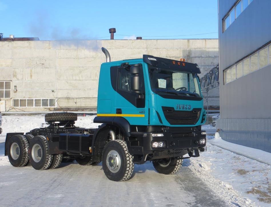 IVECO-AMT_Trakker-tractors6x4